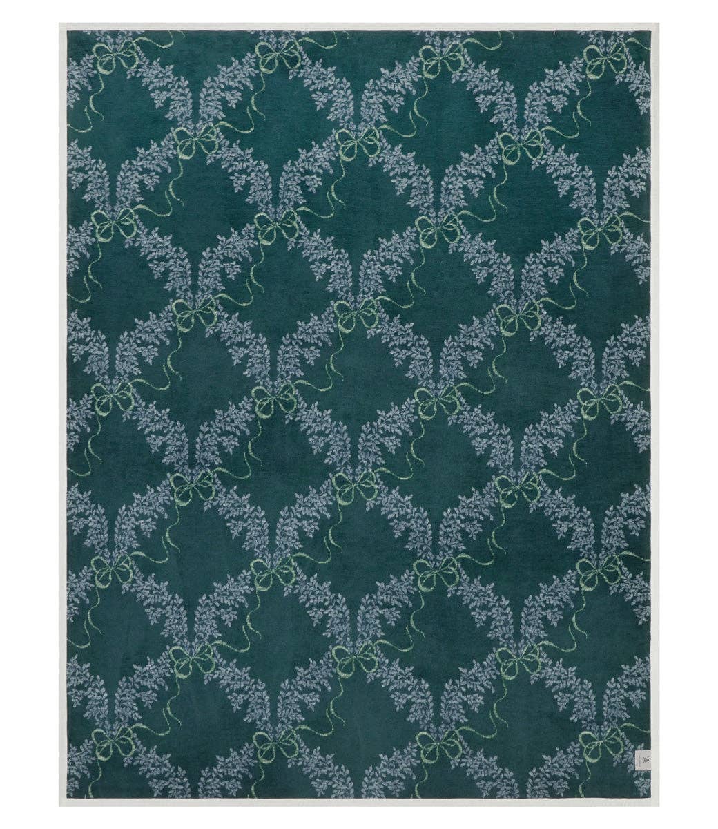 ChappyWrap - Boxwood Wreaths Blanket