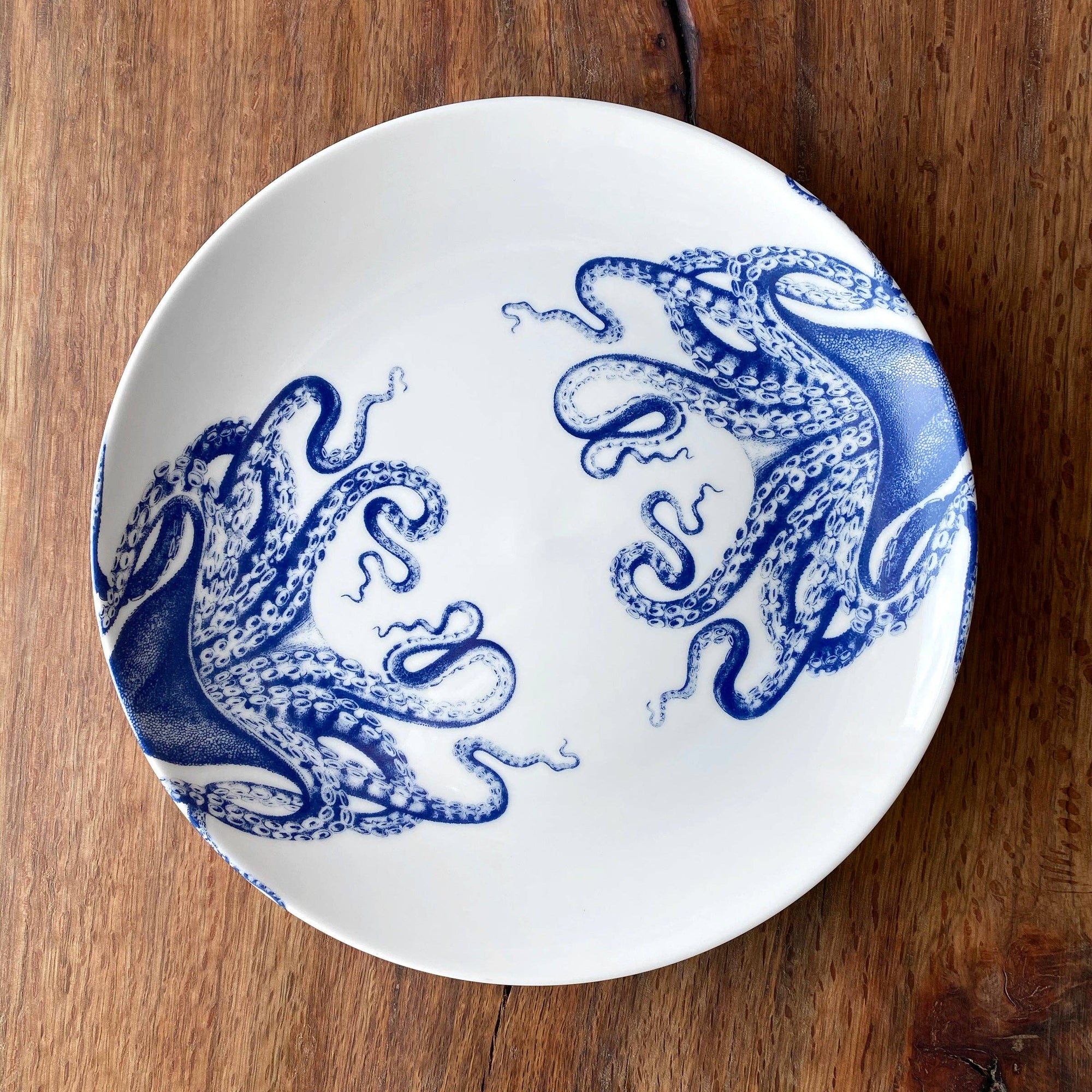 Caskata - Lucy the Octopus Coupe Dinner Plate