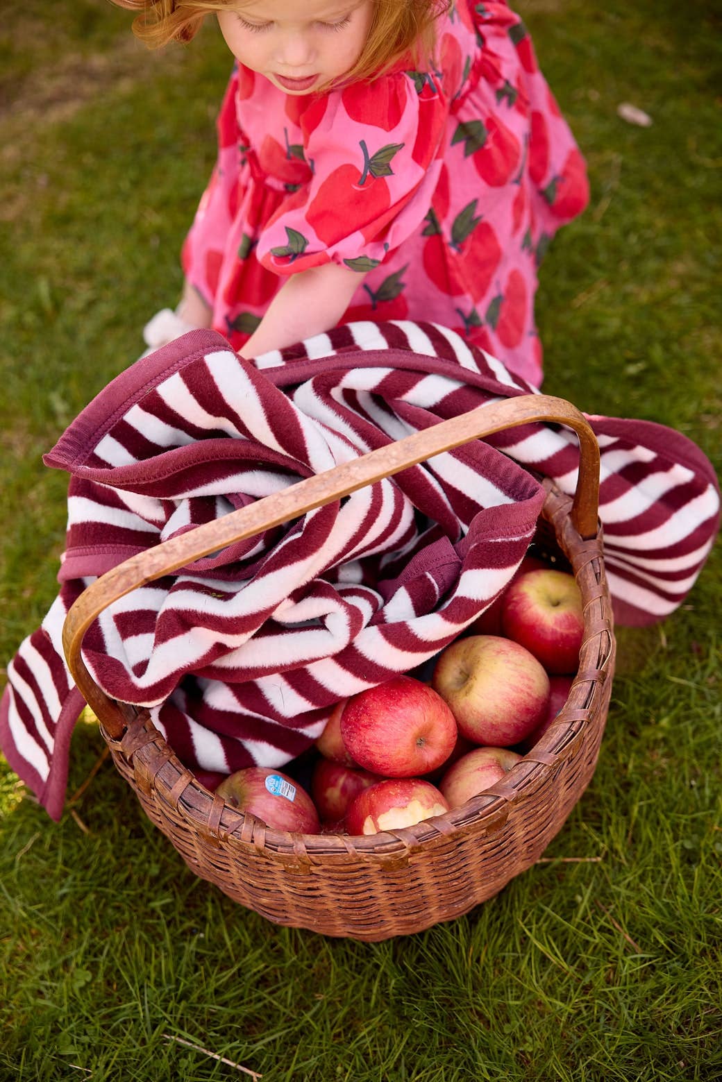 ChappyWrap - Sideline Stripe Maroon Midi Blanket