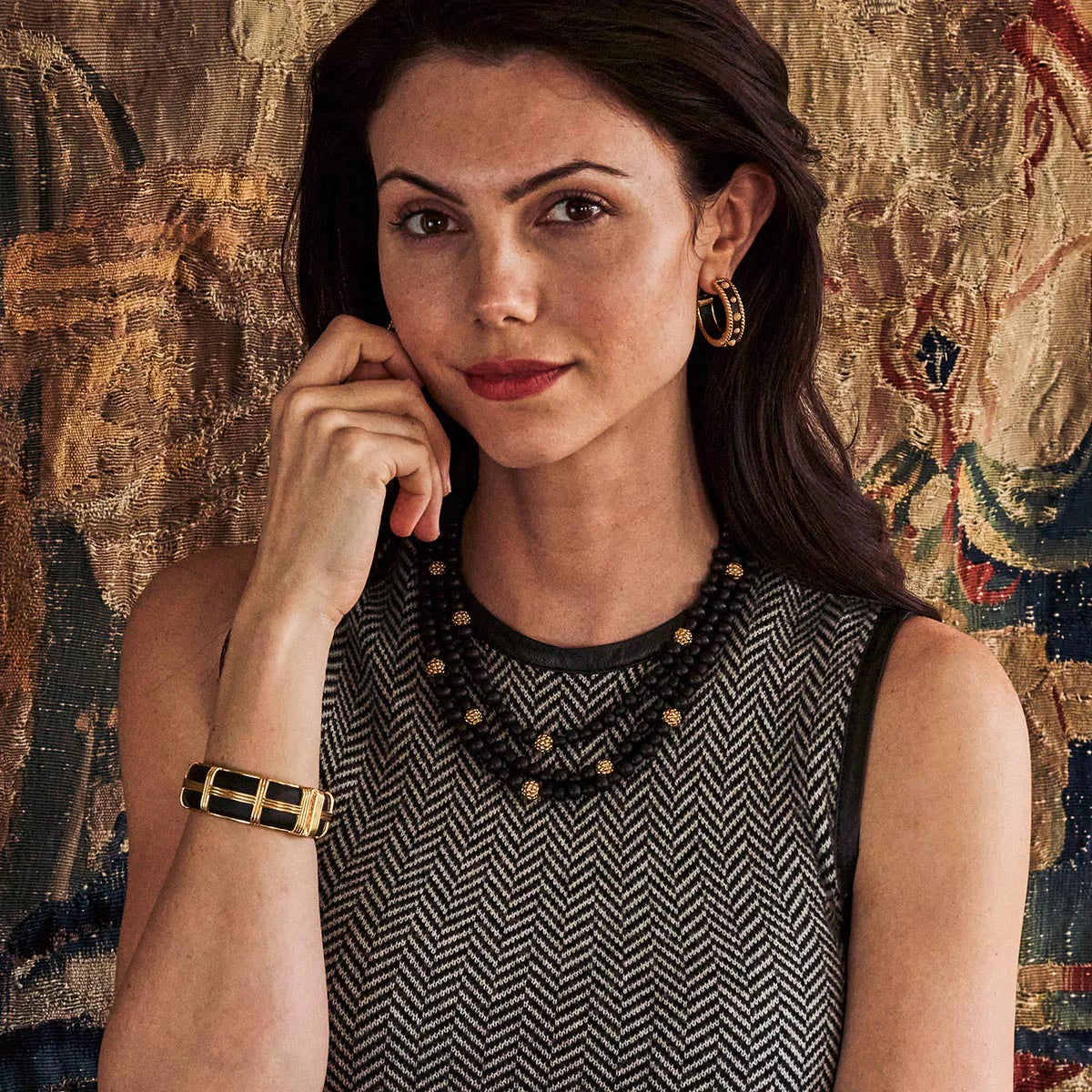 Capucine De Wulf Gaia Hinged Bangle