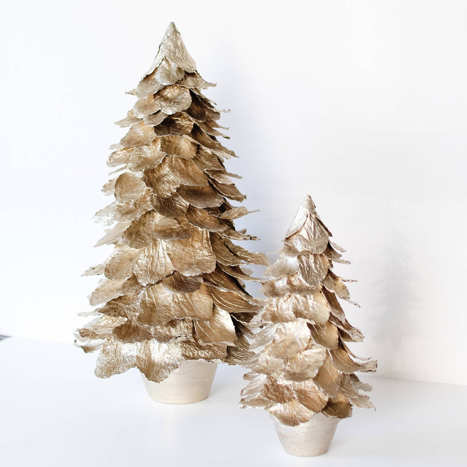 Potted Butterfly Leaf Cone Tree (Soft Gold)