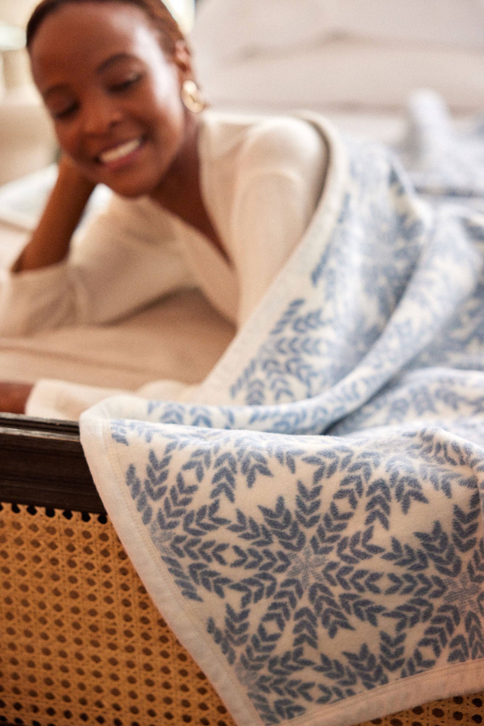 ChappyWrap - Nordic Frost Blanket