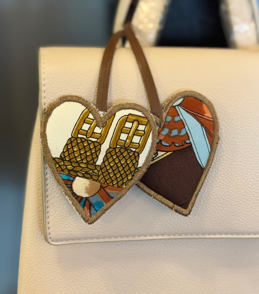 Vintage Luxe Up Bag Charm