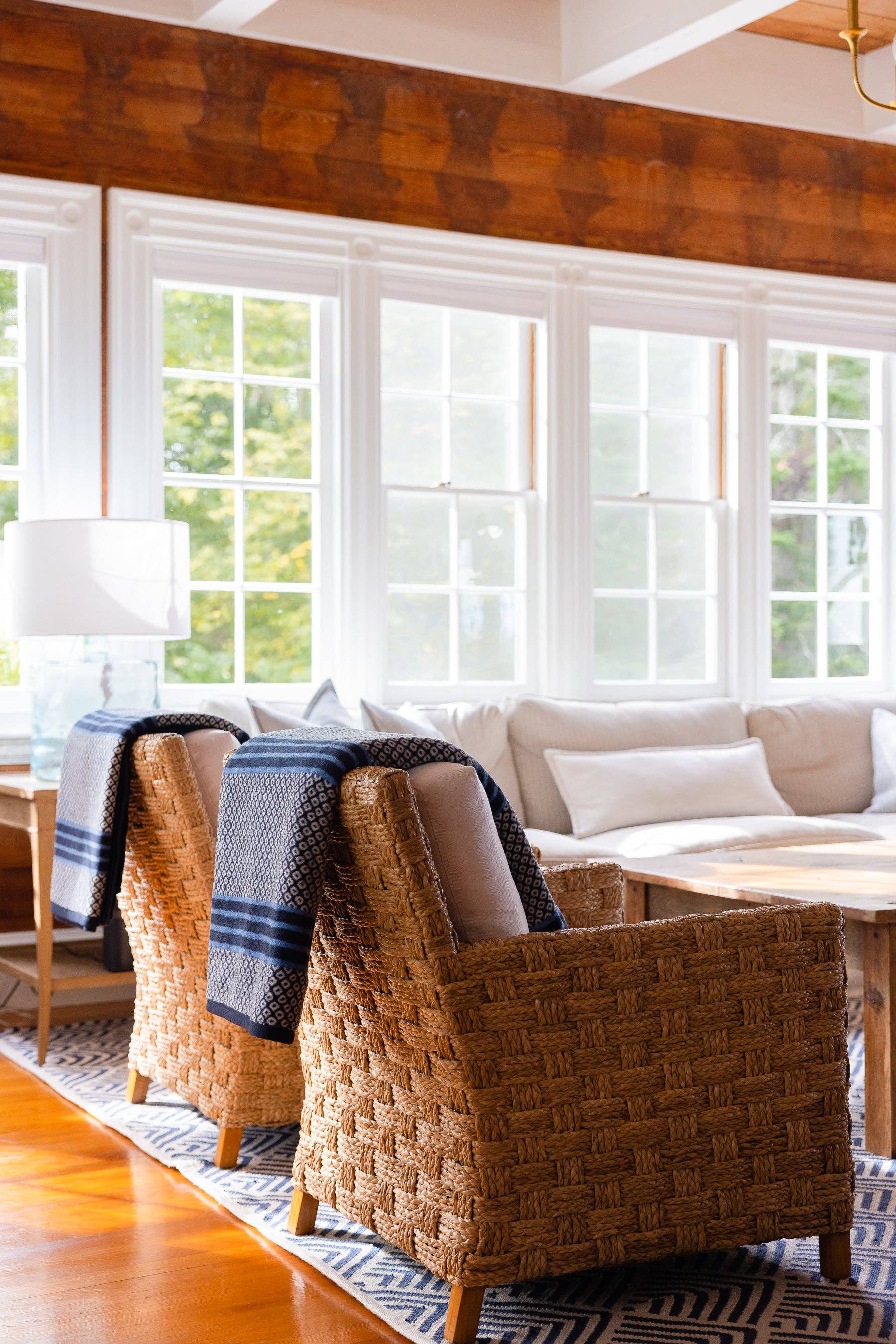 ChappyWrap - Captain's Classic Midnight Navy Blanket