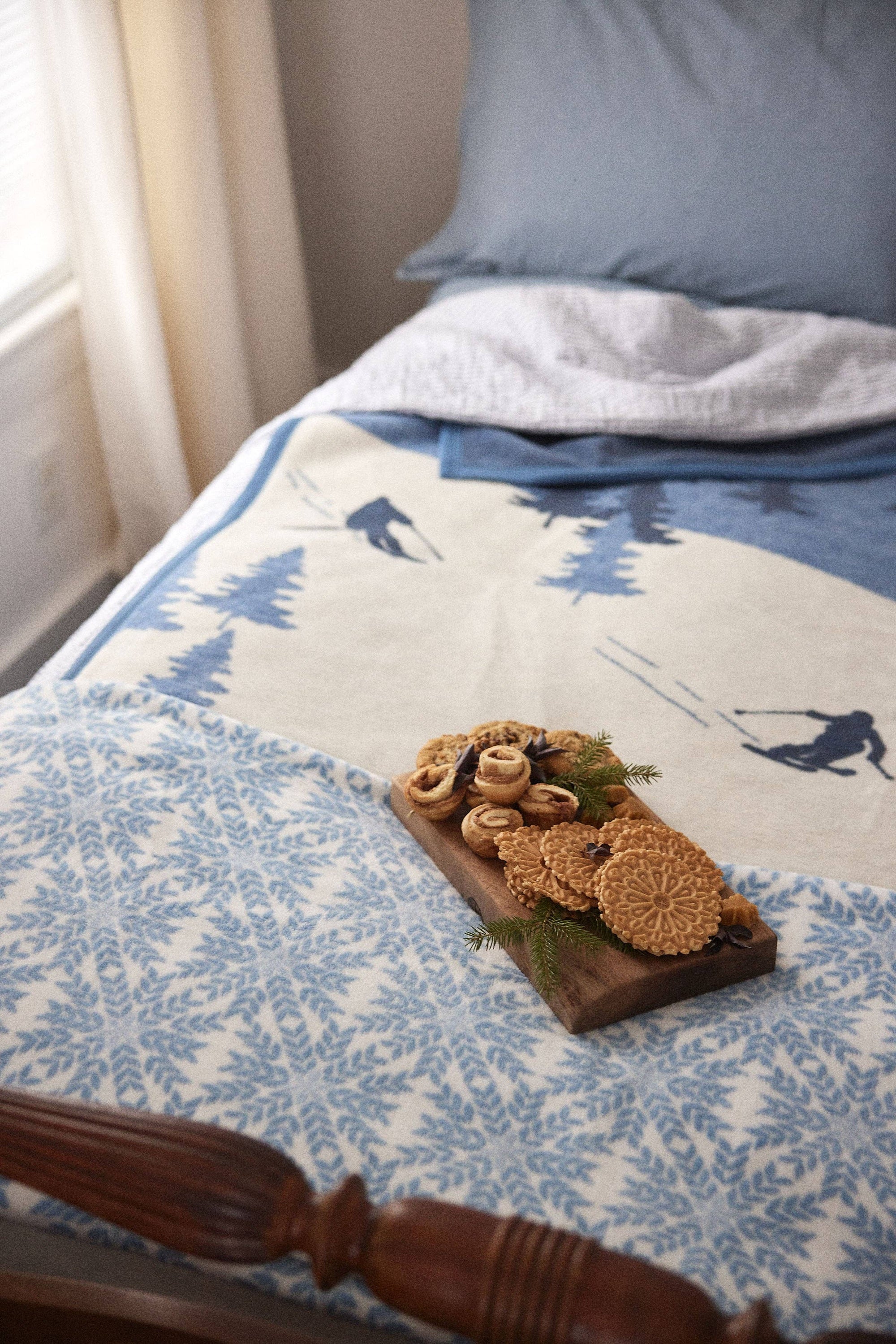 ChappyWrap - Nordic Frost Blanket