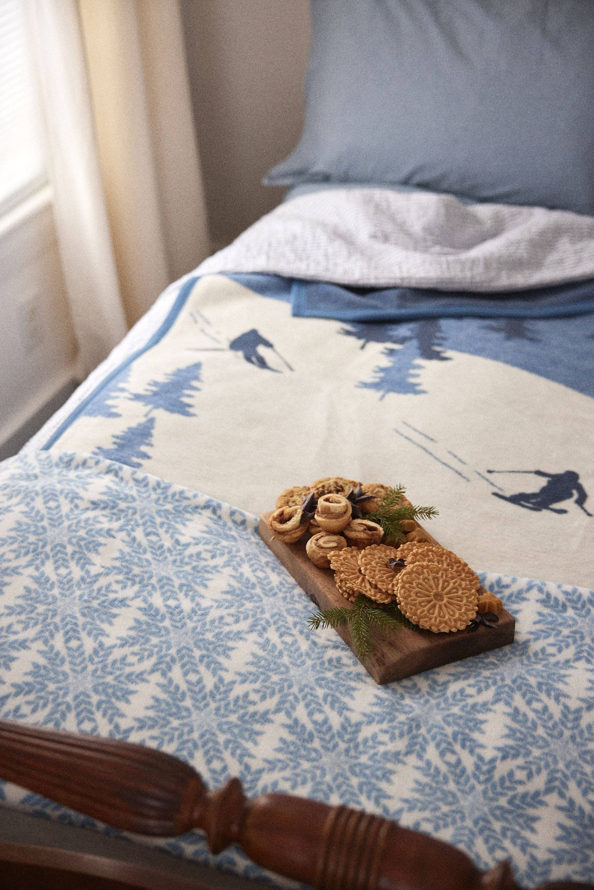 ChappyWrap - Nordic Frost Blanket