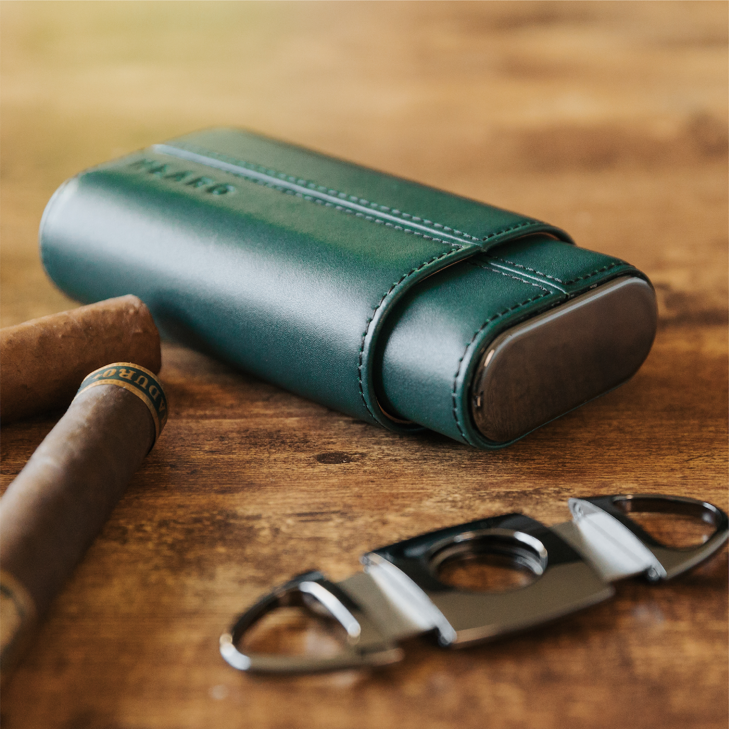 Case Elegance - Premium 3 Cigar Travel Case - Racing Green