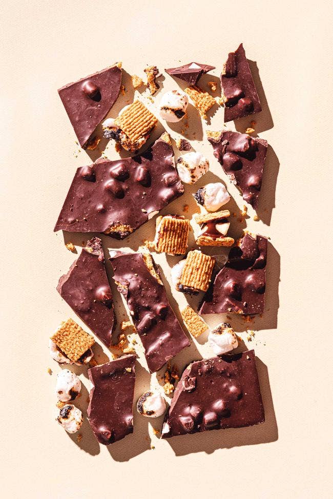Compartes Chocolate - Campfire S'Mores Chocolate Bar