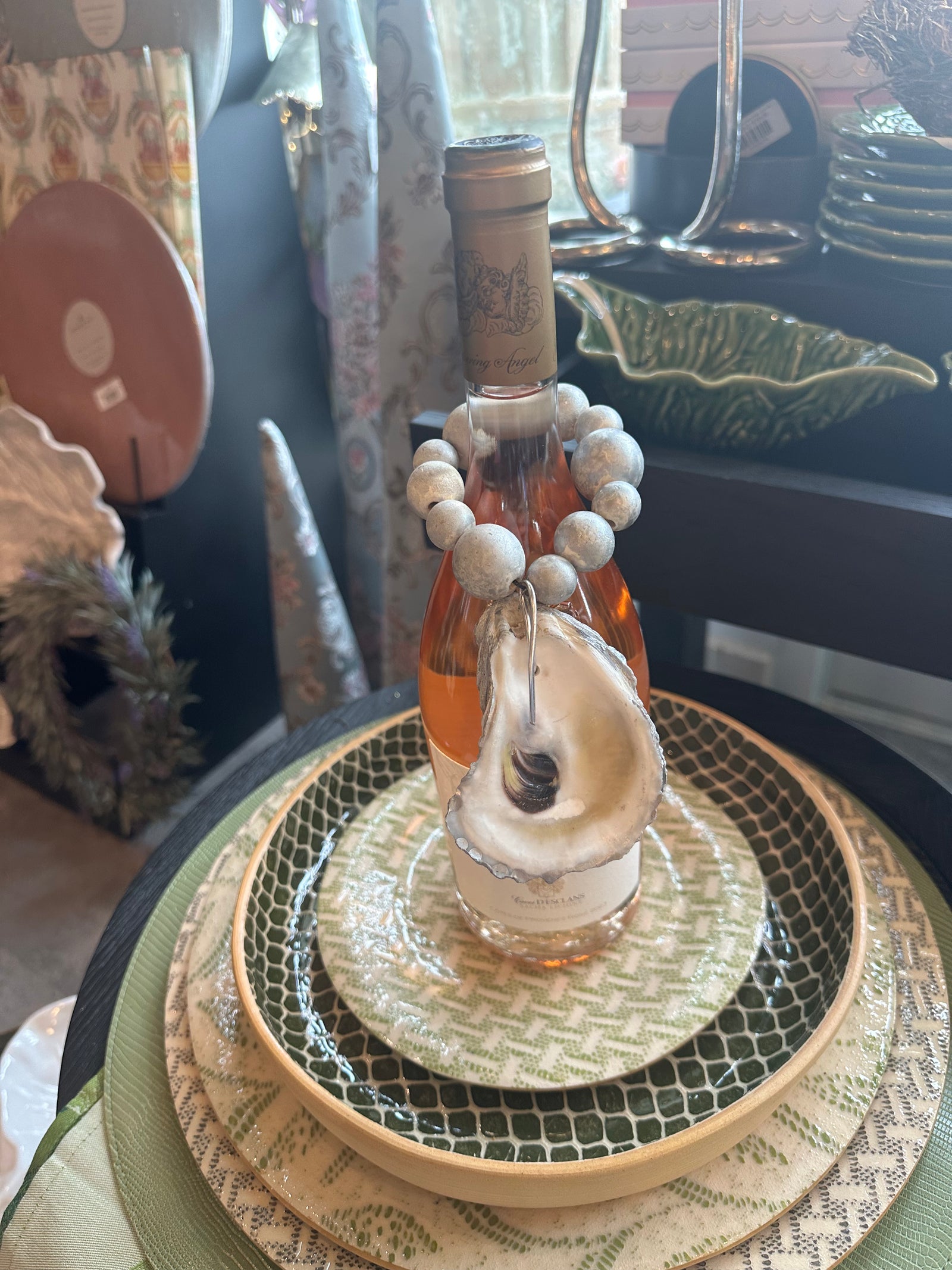 Custom Oyster Wine Decor