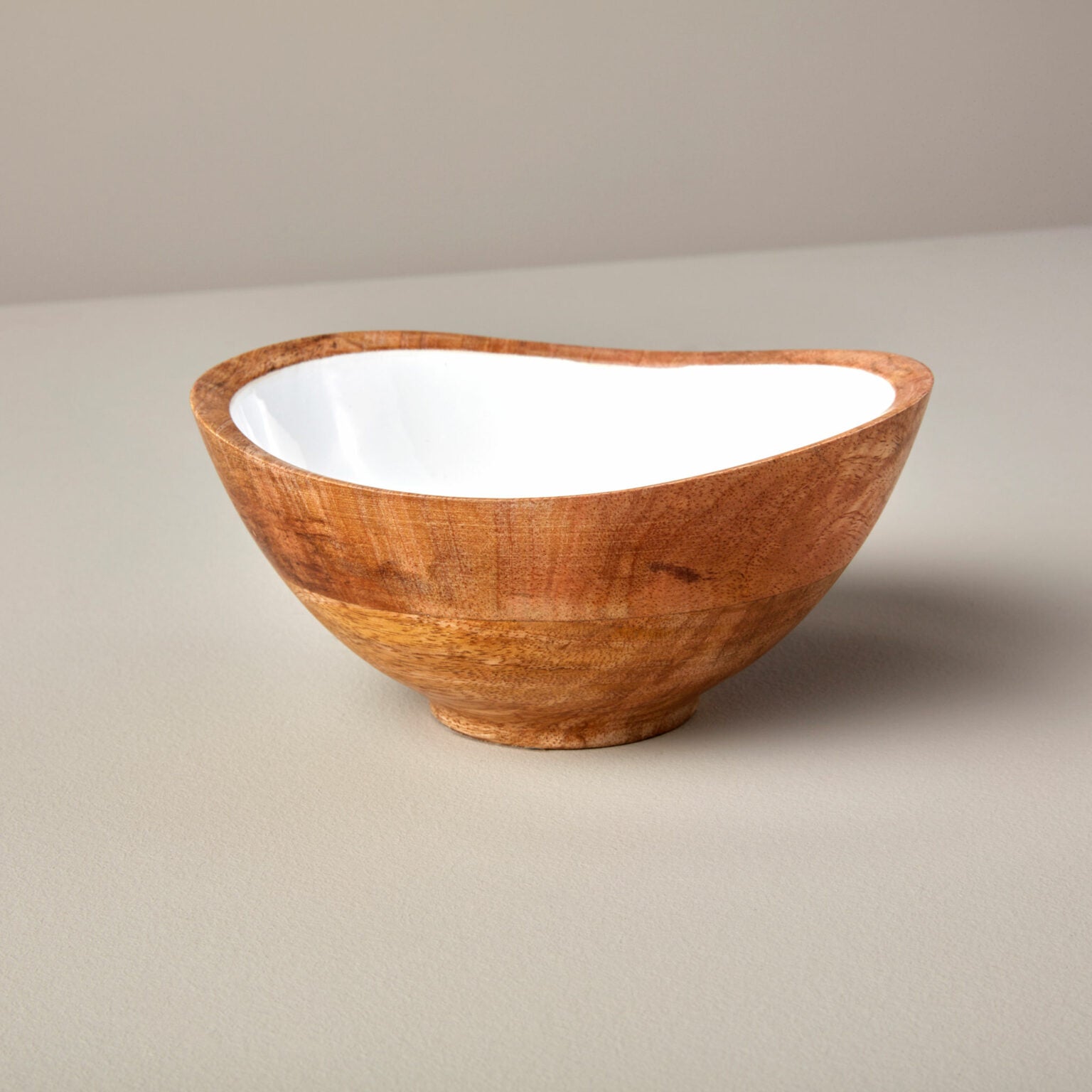 Madras Bowl, Medium