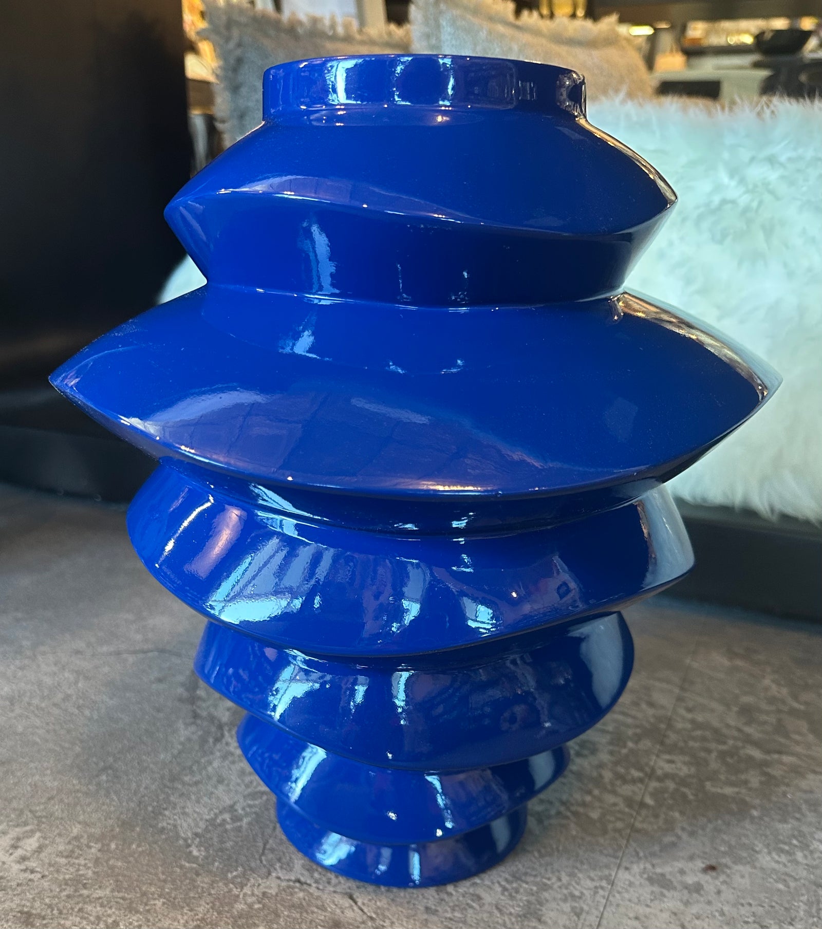 Wave Vase in Navy