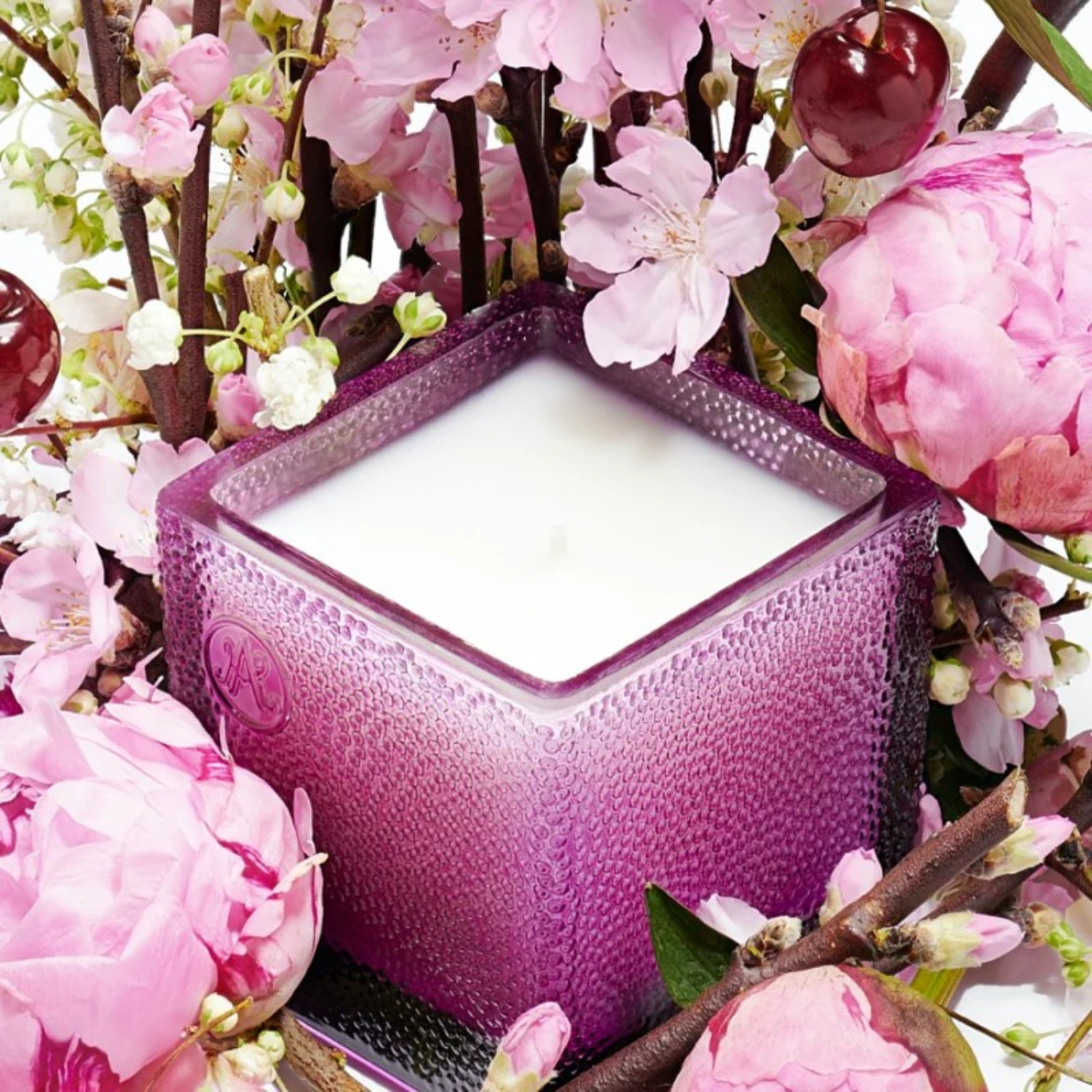 Amanda De Montal X PAENOI CHERRY Bougie Perfumee Scented Candle