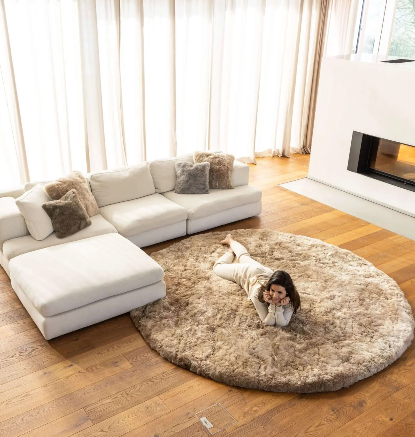 WEICH Edwin Rug In Off White Beige  (150cm Round)