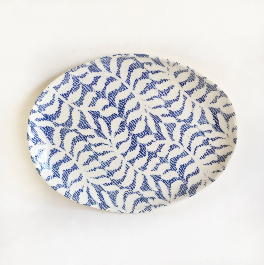 Terrafirma Petite Oval Platter in Fern Cobalt