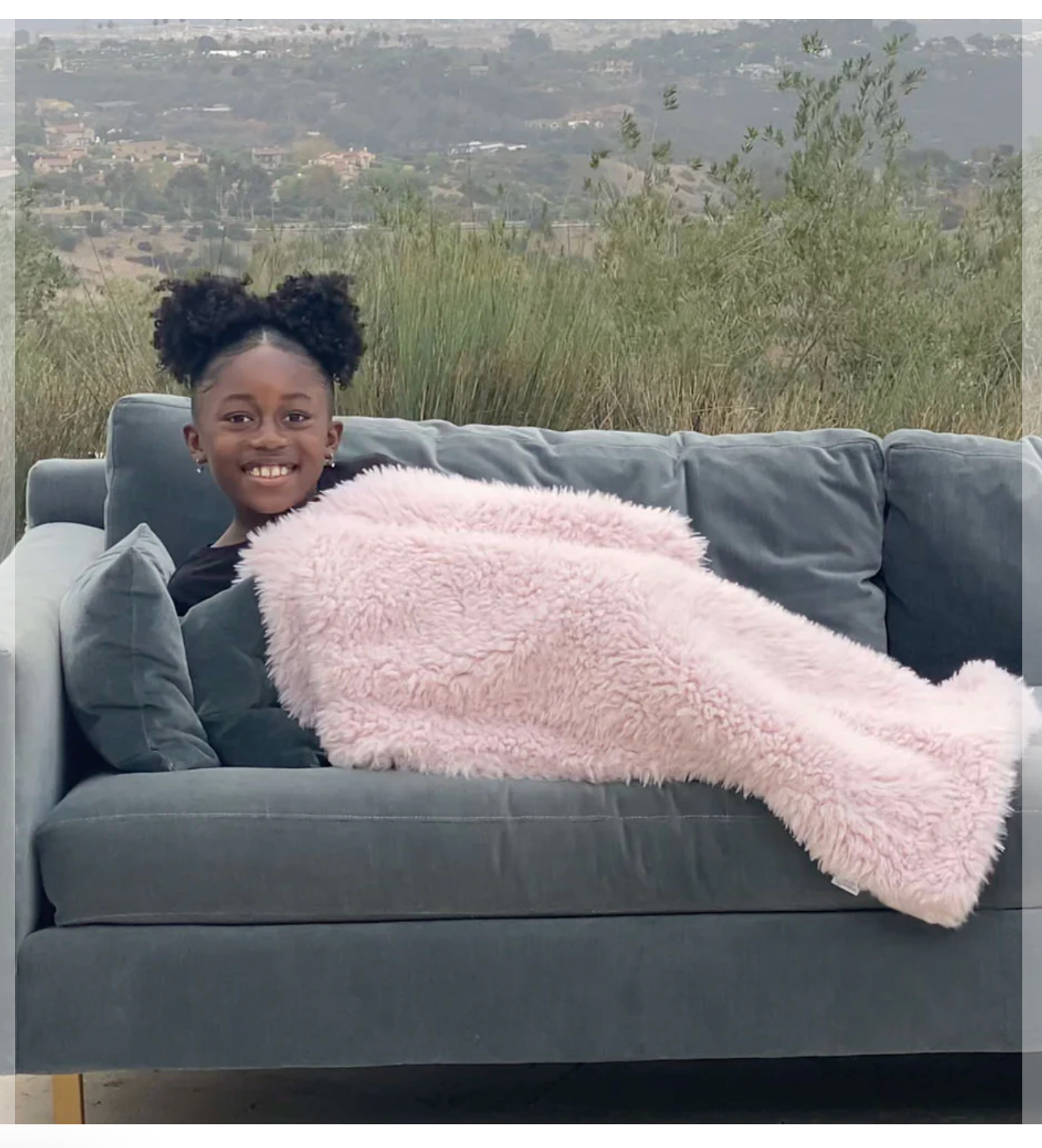 Angel Plush Blanket Little (2 Colors)