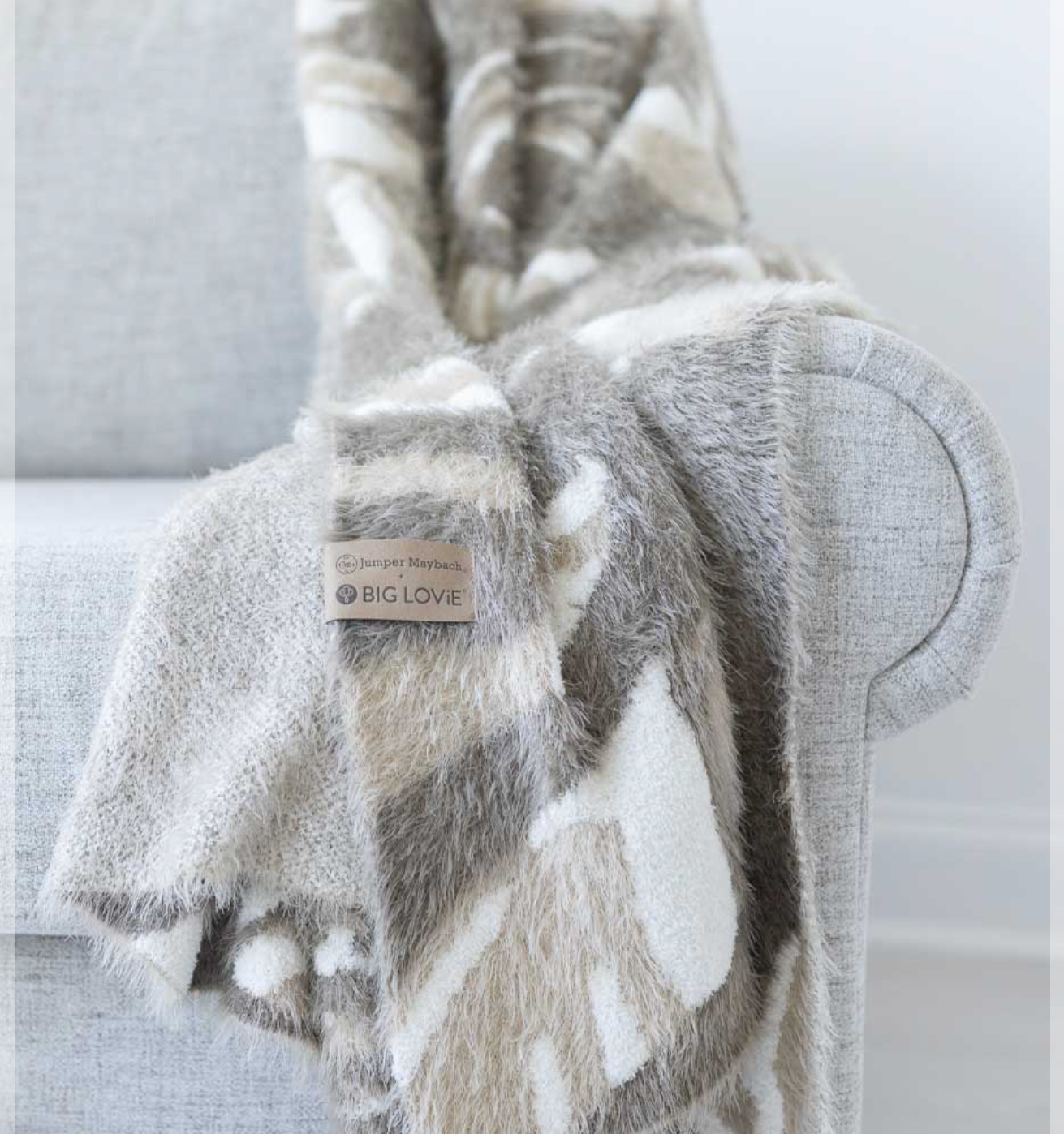 Dream Jumper Maybach Pluto Blanket