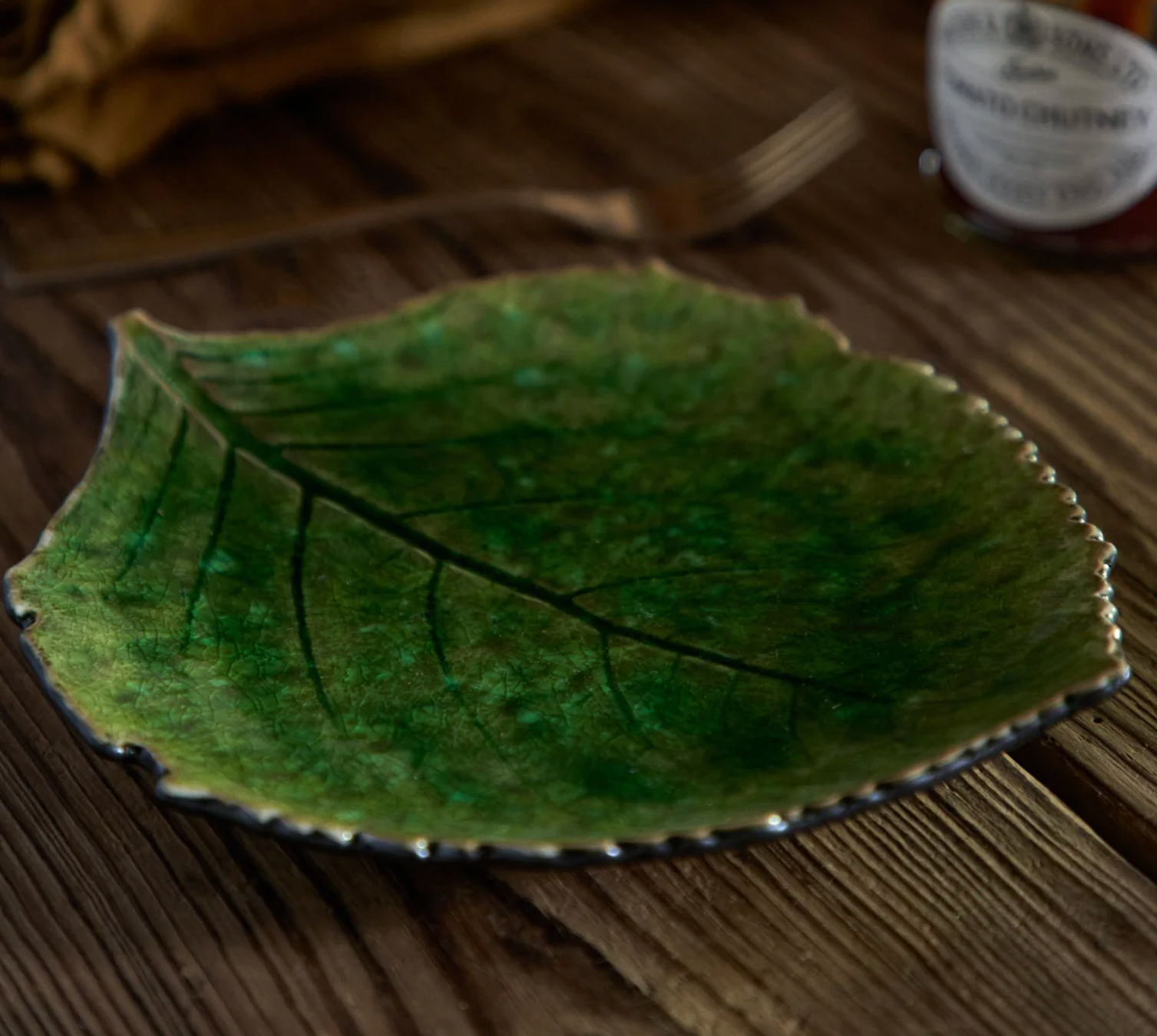 Leaf Platter Hydrangea 7"