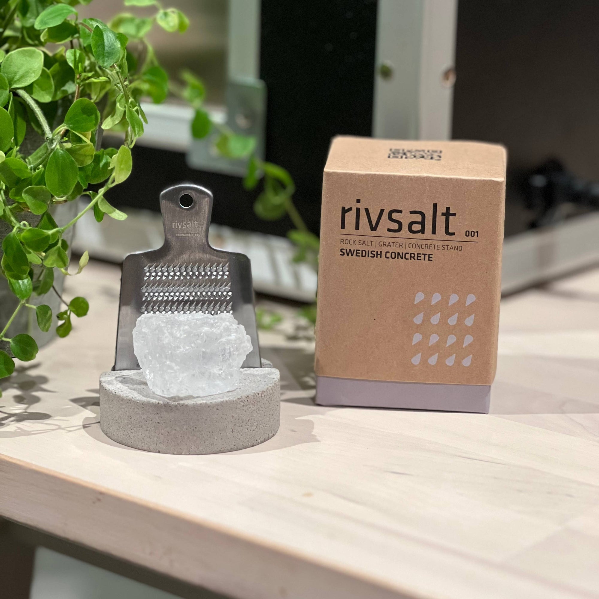 RIVSALT™ Swedish Concrete Salt Rock Gift Set