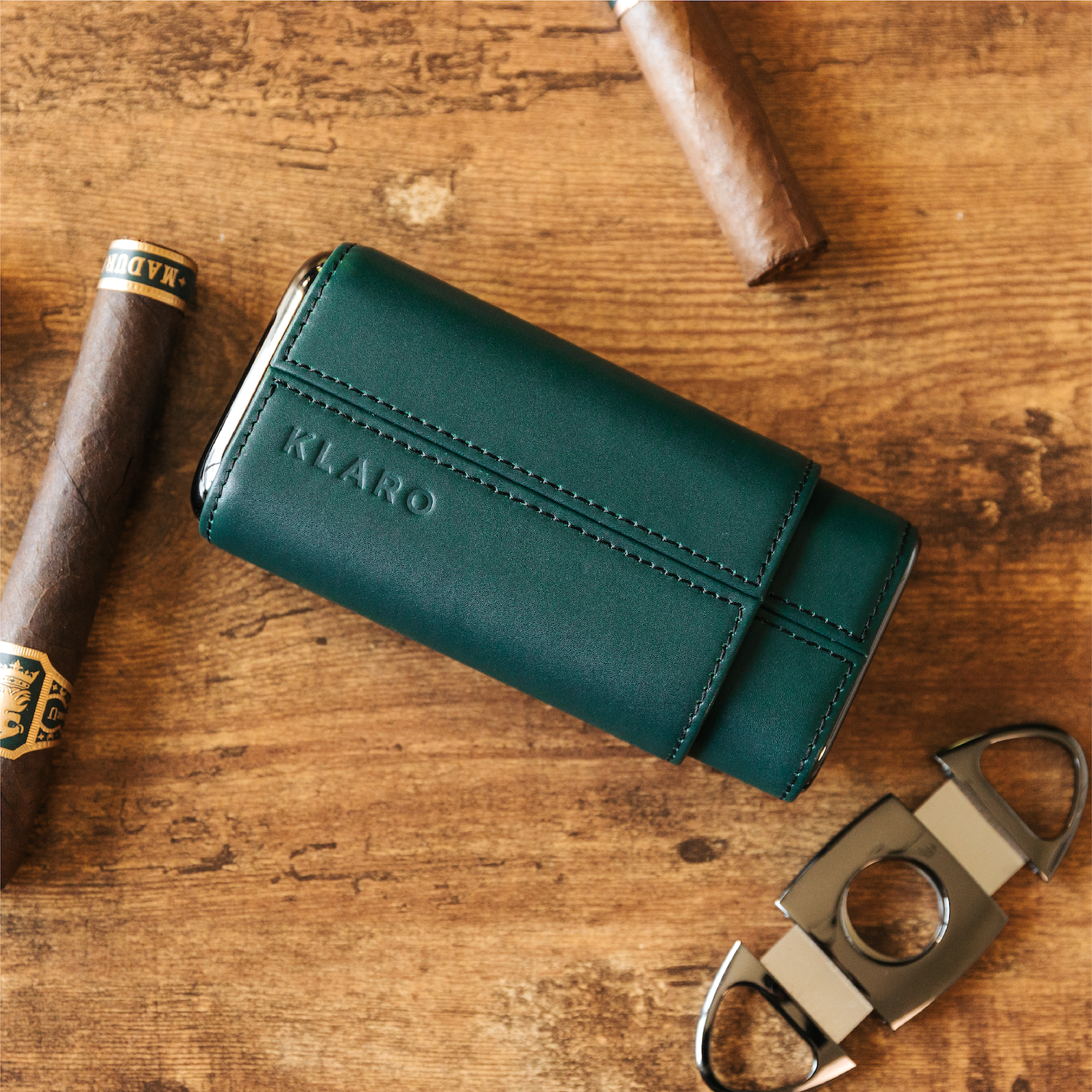 Case Elegance - Premium 3 Cigar Travel Case - Racing Green