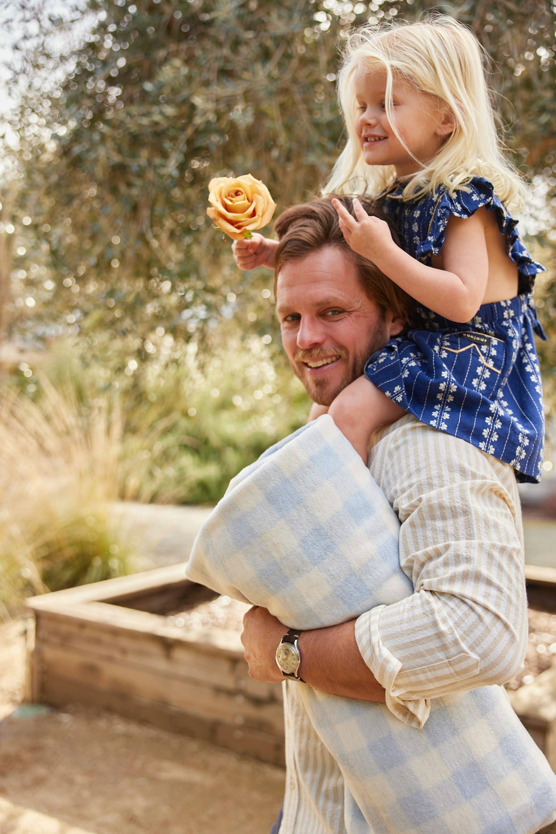 ChappyWrap - Cozy Gingham Sky Blanket