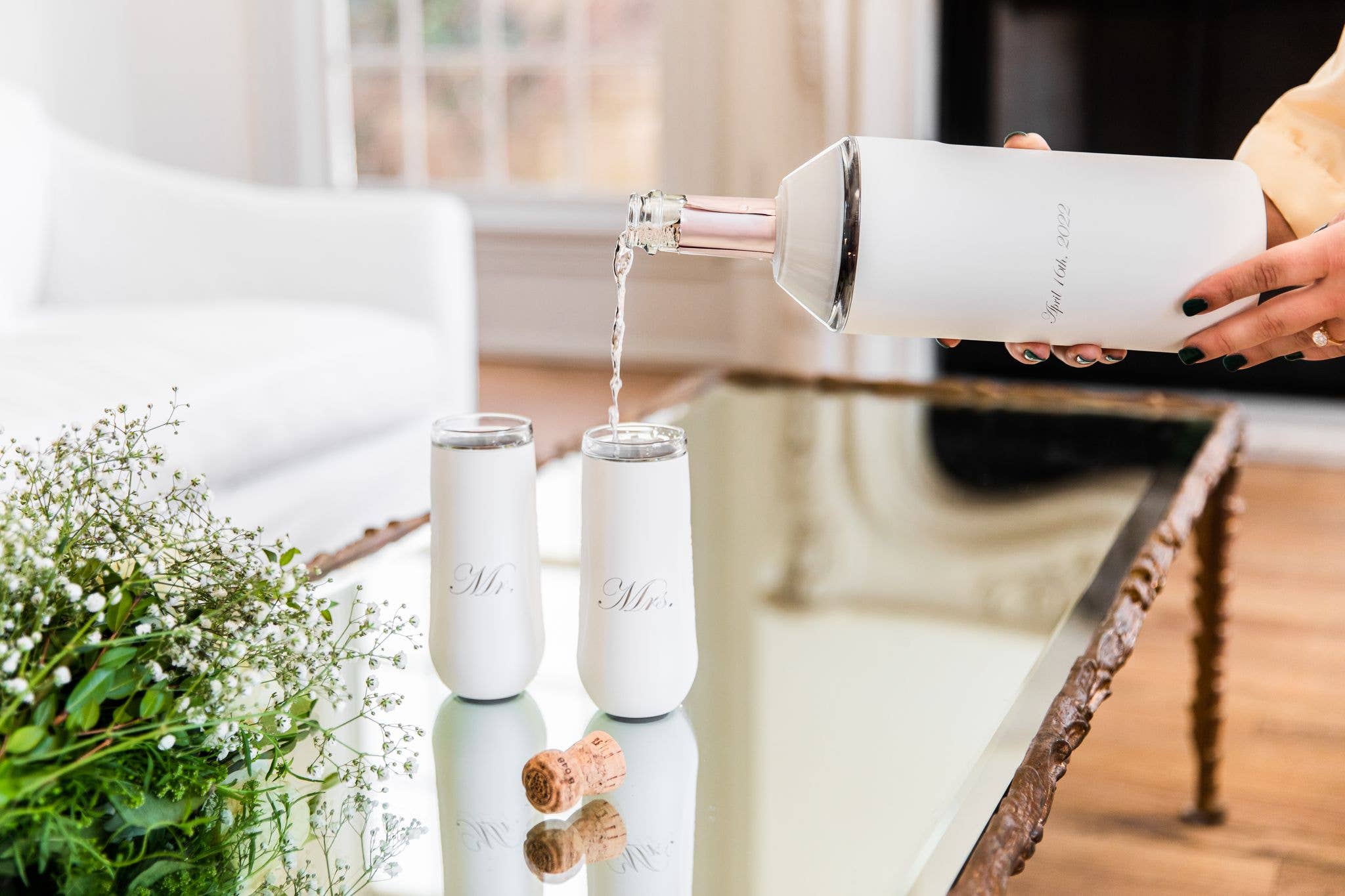 Vinglacé - Bride Wine & Champagne Chiller in White