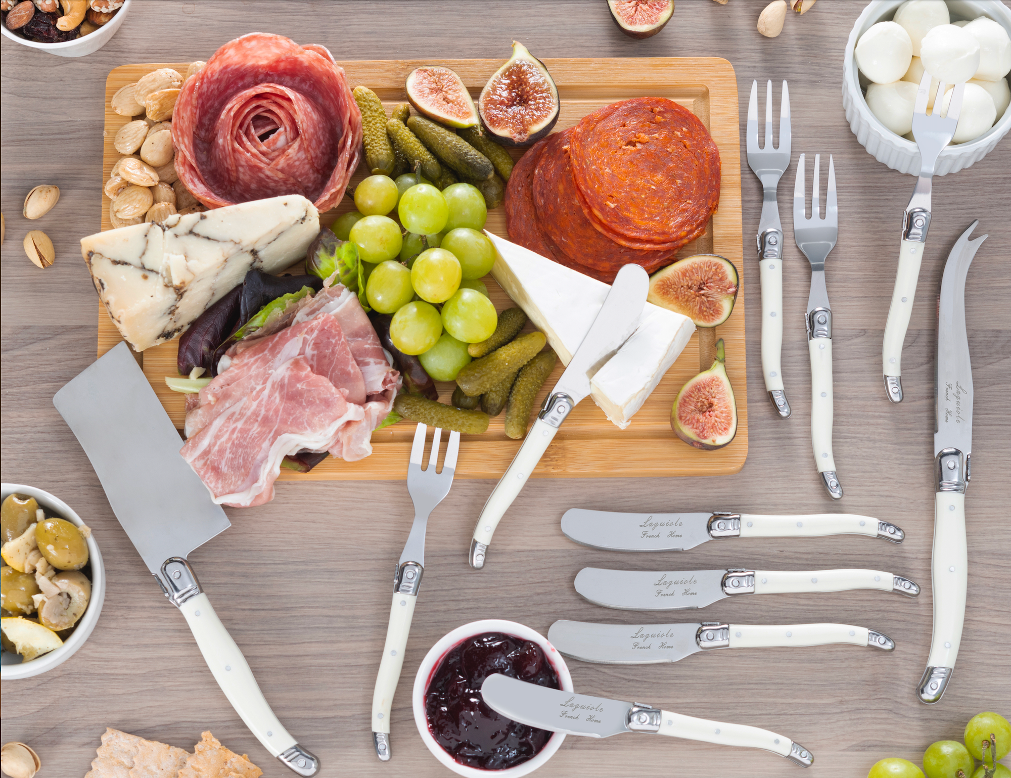 French Home - Laguiole 4-Piece Spreader Set with Faux Ivory Handles