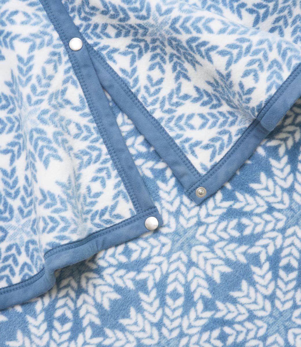 ChappyWrap - Nordic Frost Christmas Tree Skirt